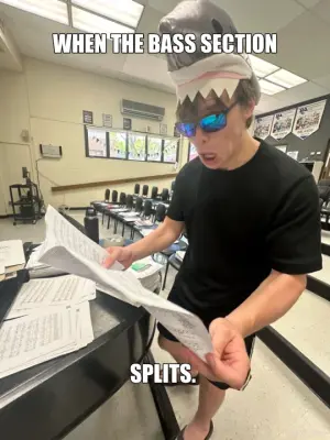 WHEN THE BASS SECTION - SPLITS. meme