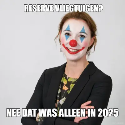 RESERVE VLIEGTUIGEN? - NEE DAT WAS ALLEEN IN 2025 meme