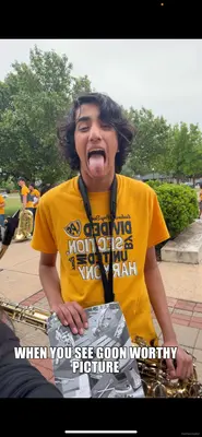 WHEN YOU SEE GOON WORTHY PICTURE meme
