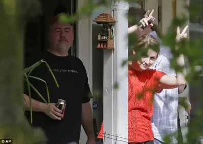 Amanda Knox's sister meme template