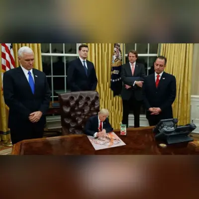 tiny trump meme template