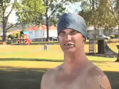 Nek Minnit meme template