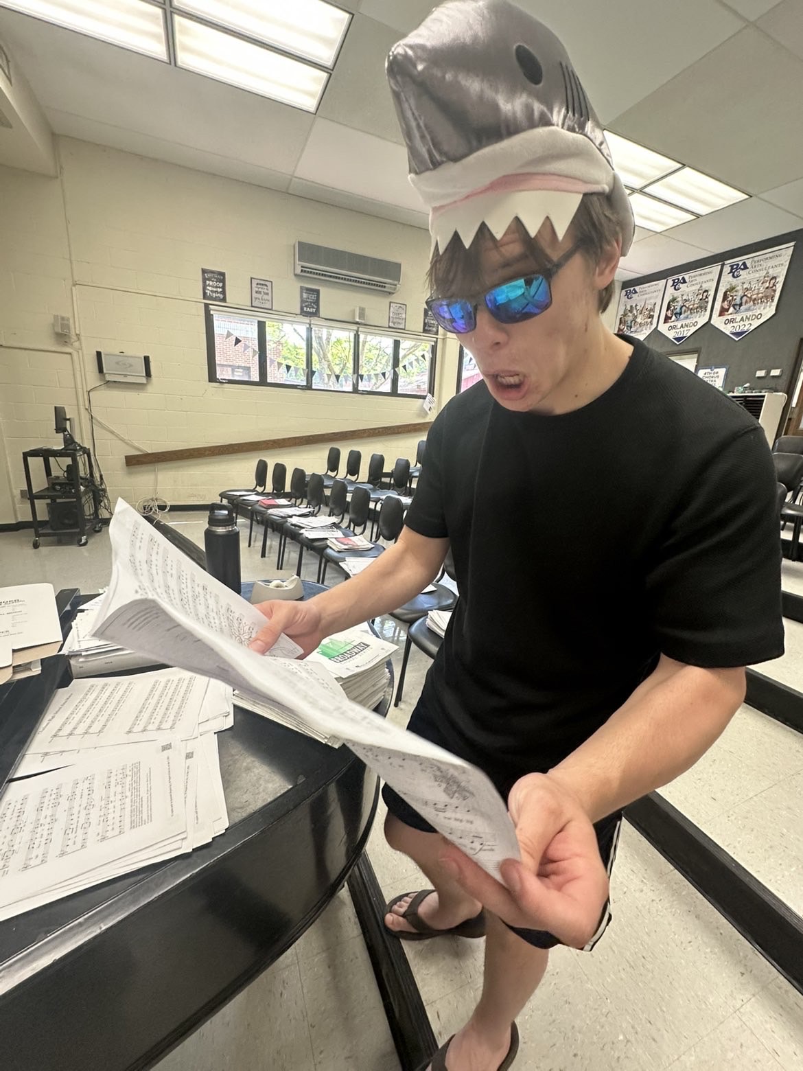 WHEN THE BASS SECTION - SPLITS. meme template