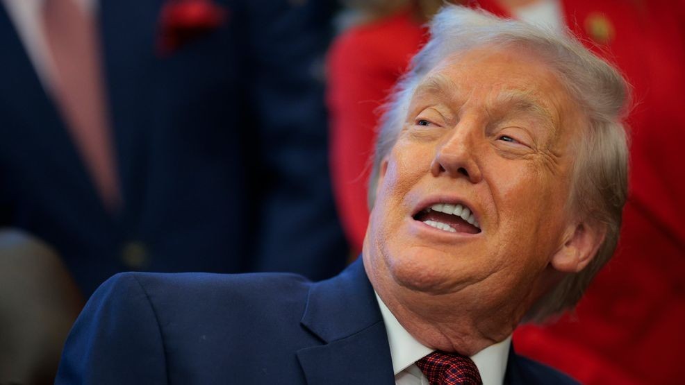 Drump meme template