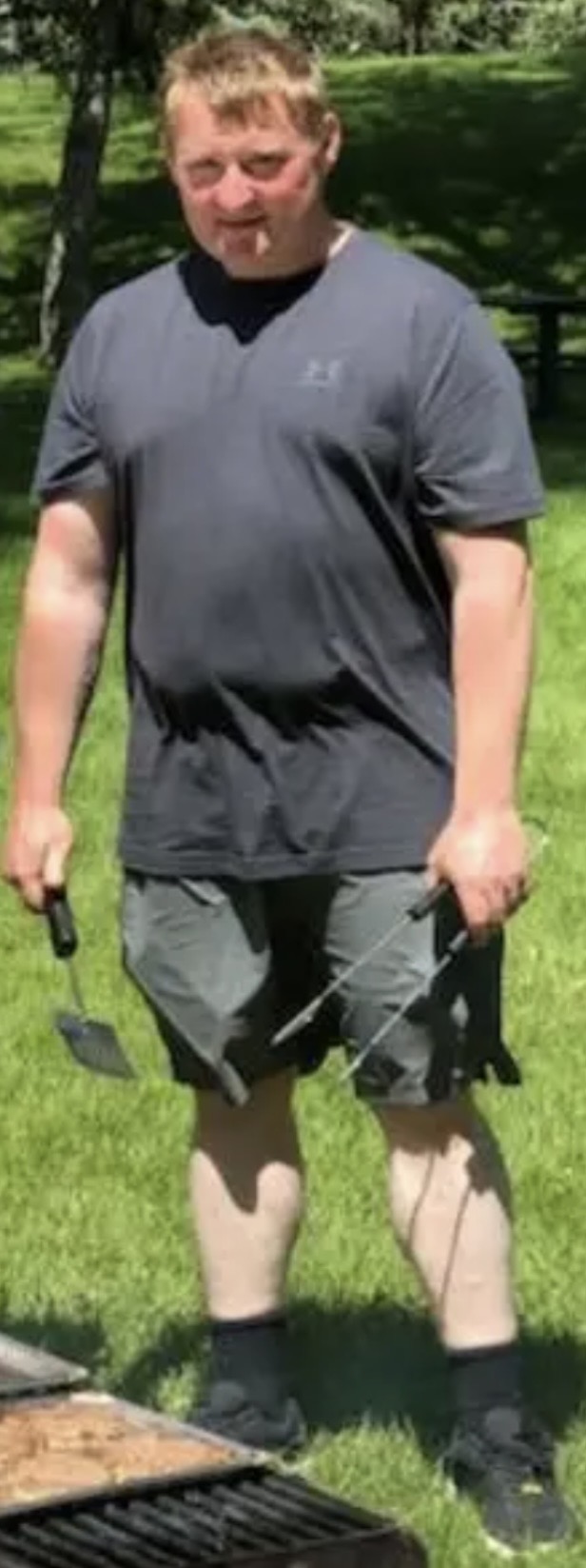 THE LAST THING A HOTDOG SEE’S BEFORE BEING SOLD FOR £5 ON RANGE 2 meme template